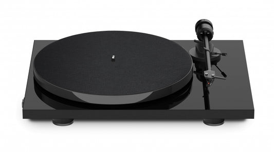 Pro-Ject E1. Guter Einstiegs-Plattenspieler im edlen Hochglanzlack. MM-System von Audio Technica!! #1