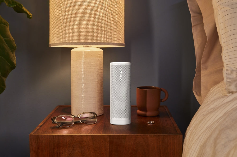 SONOS Roam 2. Der tragbare, universelle Speaker für WiFi und Bluetooth! Super Start-Preis!! — weiss